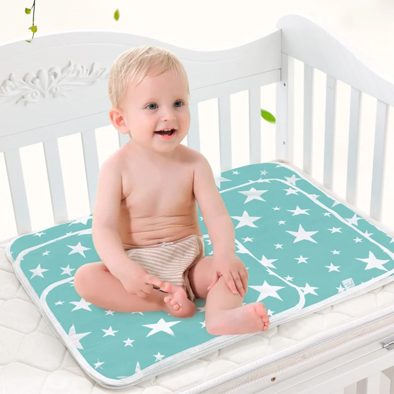 Tapis de change à langer pour bébé en coton, imperméable et réutilisable. – Image 3