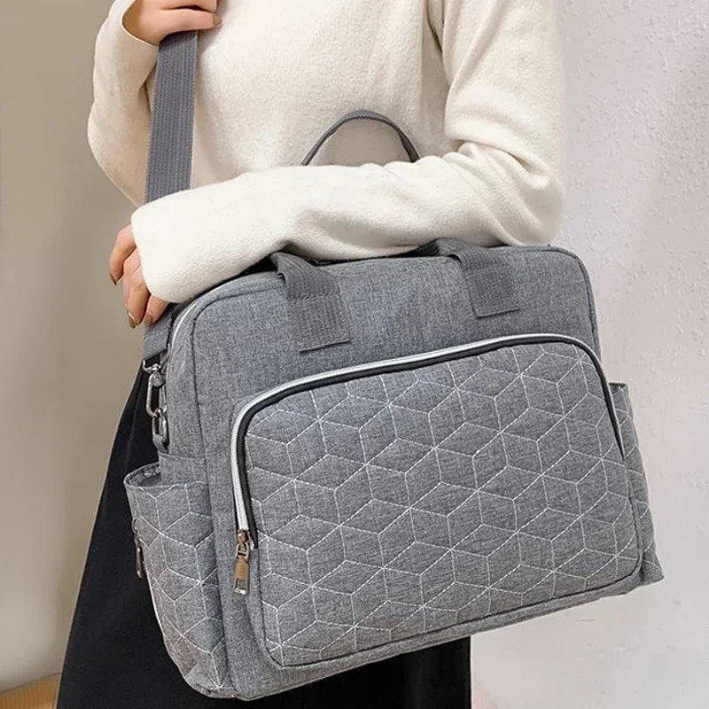 Sac à langer imperméable et multifonction pour couches, de maternité, à bandoulière compatible avec poussette – Image 3