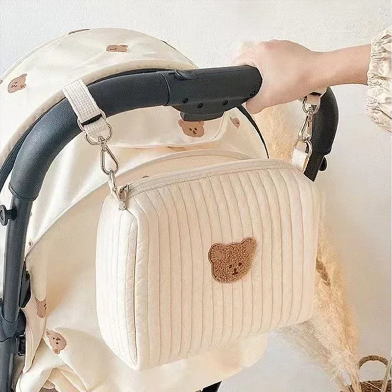 pochette à couches matelassé, organiseur, brodés pour bébés