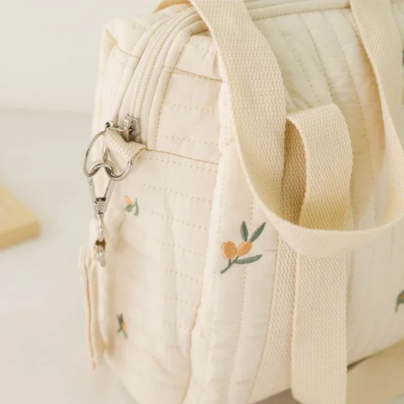 Pochette à langer pour bébé en forme de nounours, avec broderie fleurie, en tissu doux – Image 4