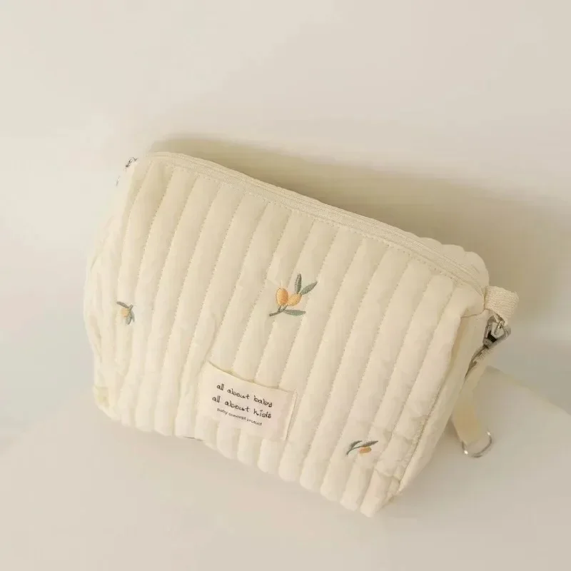 pochette à couches matelassé, organiseur, brodés pour bébés – Image 6